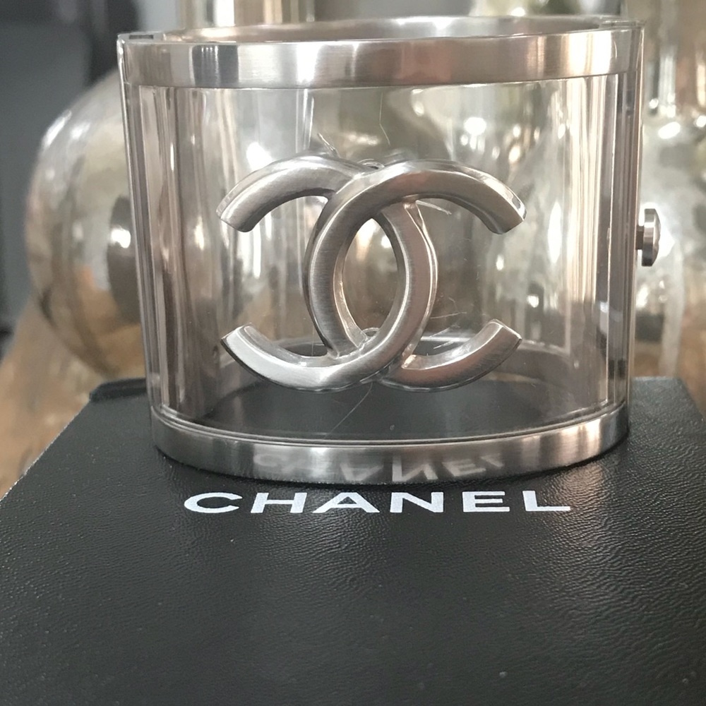 CHANEL CC SILVER ~ ACRYLIC
